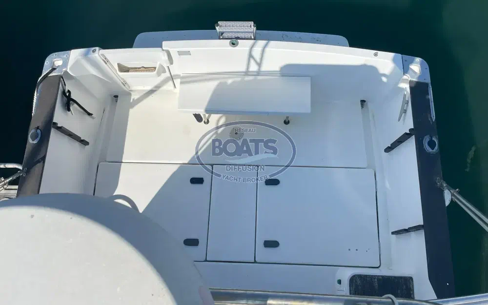 slider 8 Beneteau Antares Serie 9