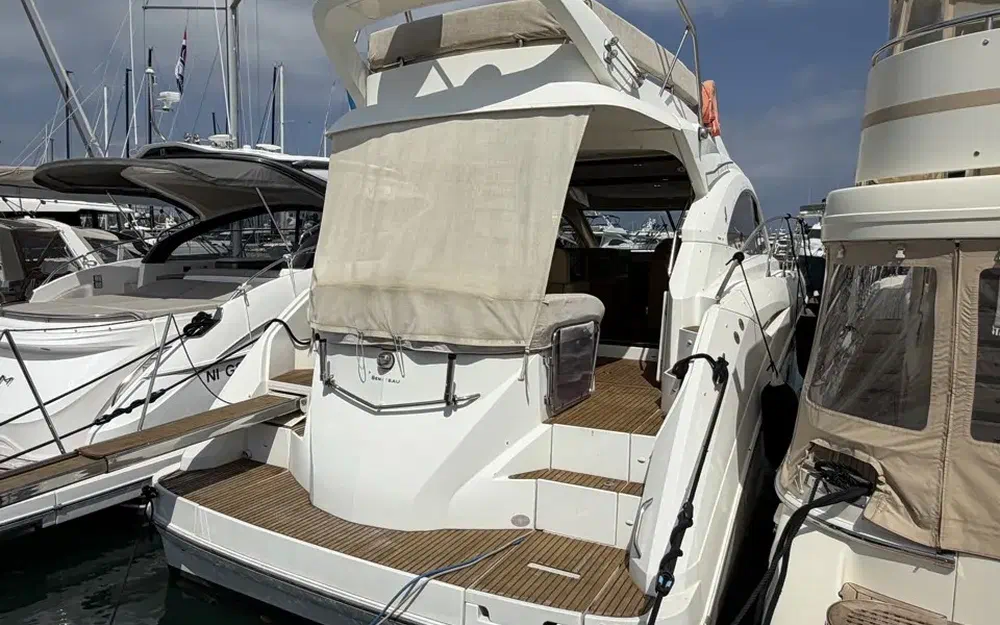 slider 0 Beneteau Monte Carlo 47 Fly