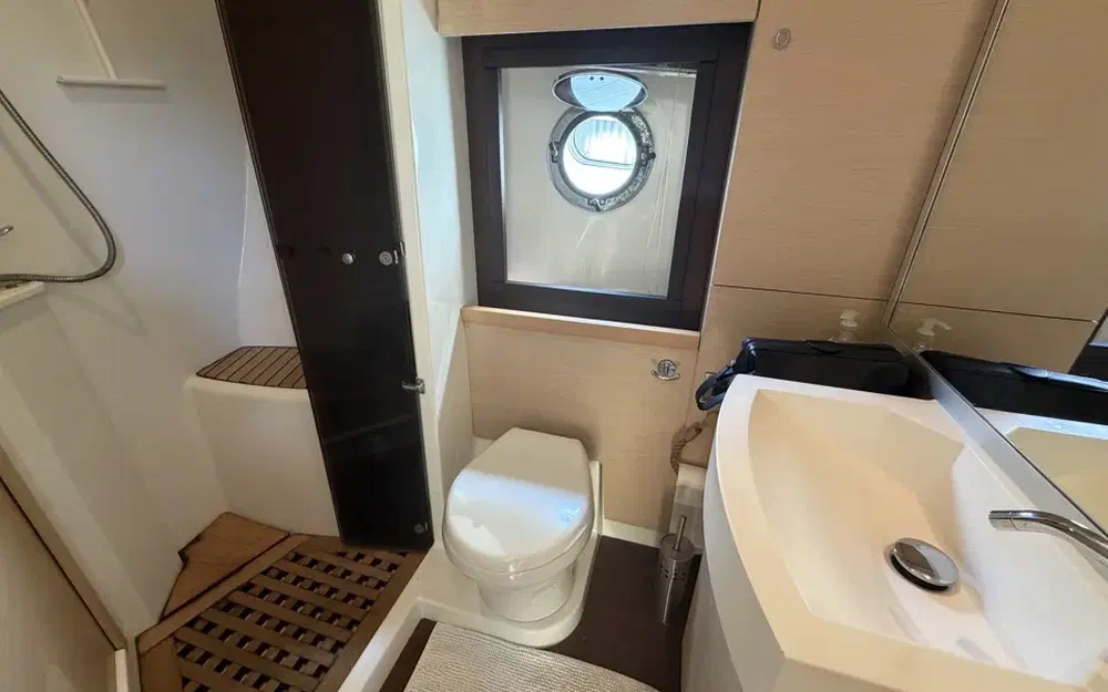 slider 30 Beneteau Monte Carlo 47 Fly