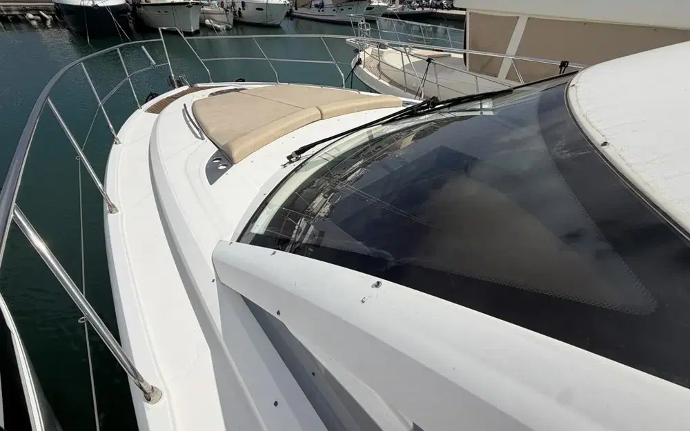 slider 8 Beneteau Monte Carlo 47 Fly