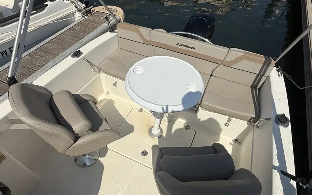 slider 10 Quicksilver Activ 505 Cabin