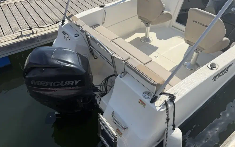 slider 3 Quicksilver Activ 505 Cabin