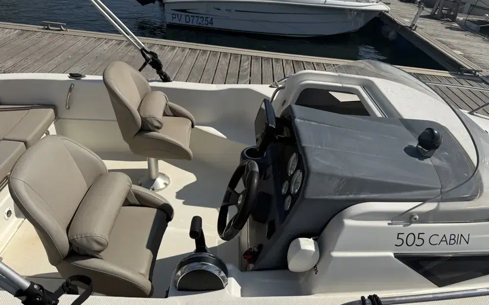slider 5 Quicksilver Activ 505 Cabin