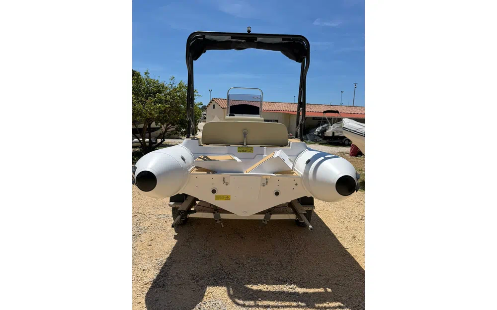slider 11 Tiger Marine Pro Line 550