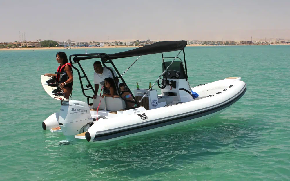 slider 6 Tiger Marine Pro Line 550