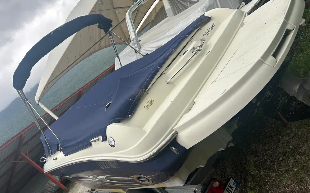 slider 7 Sea Ray 220 Sunsport