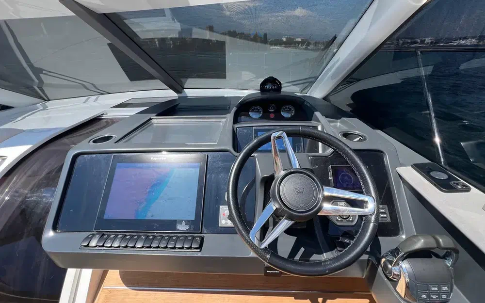 slider 16 Princess V50
