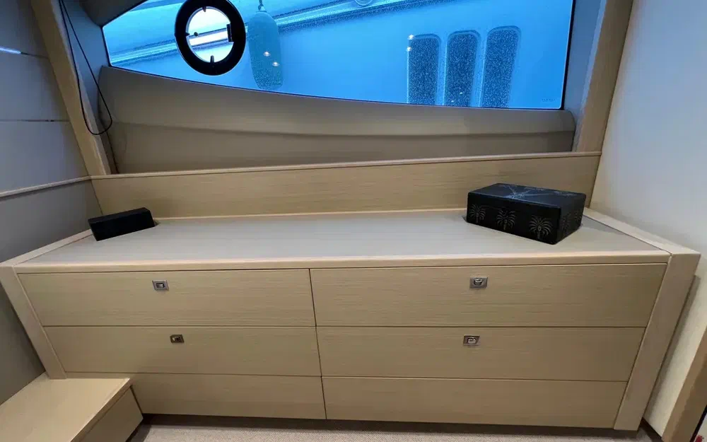 slider 36 Princess V50
