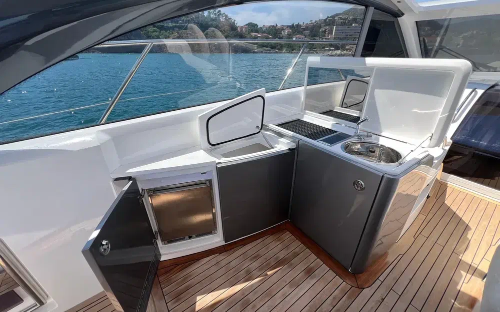 slider 11 Princess V50