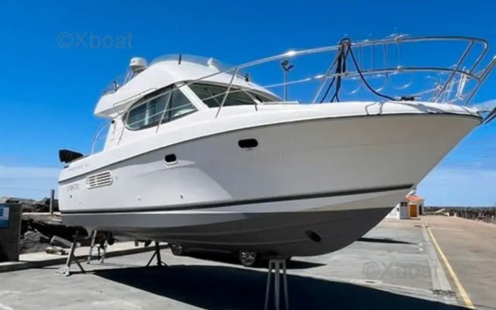 slider 0 Jeanneau Prestige 32