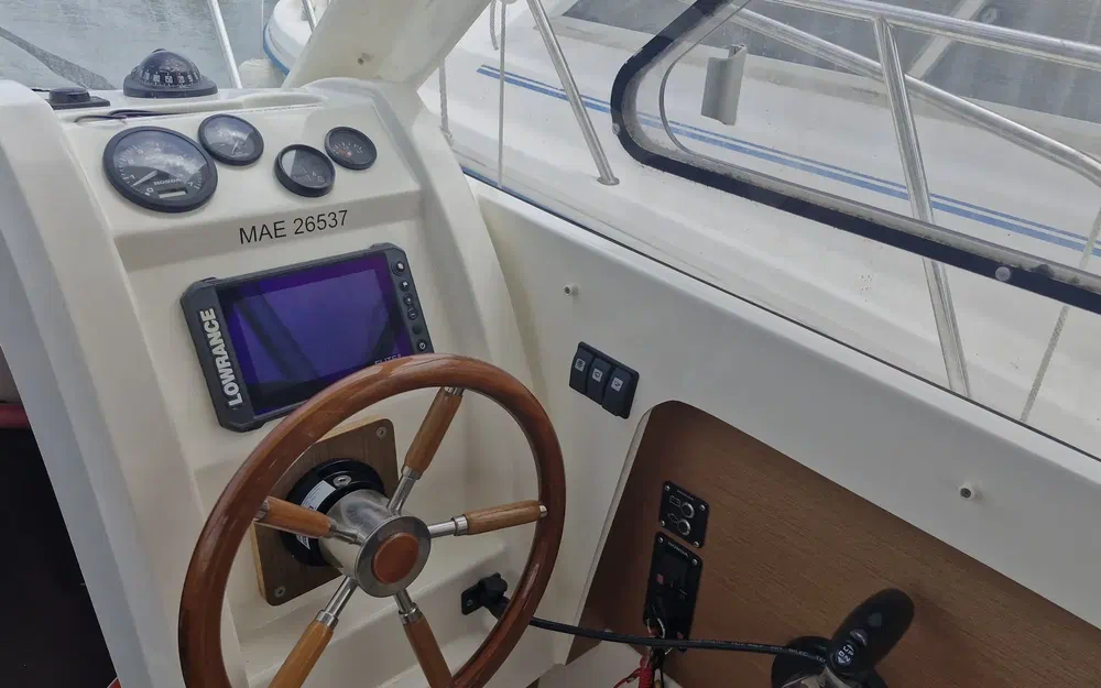 slider 10 Jeanneau Merry Fisher 645