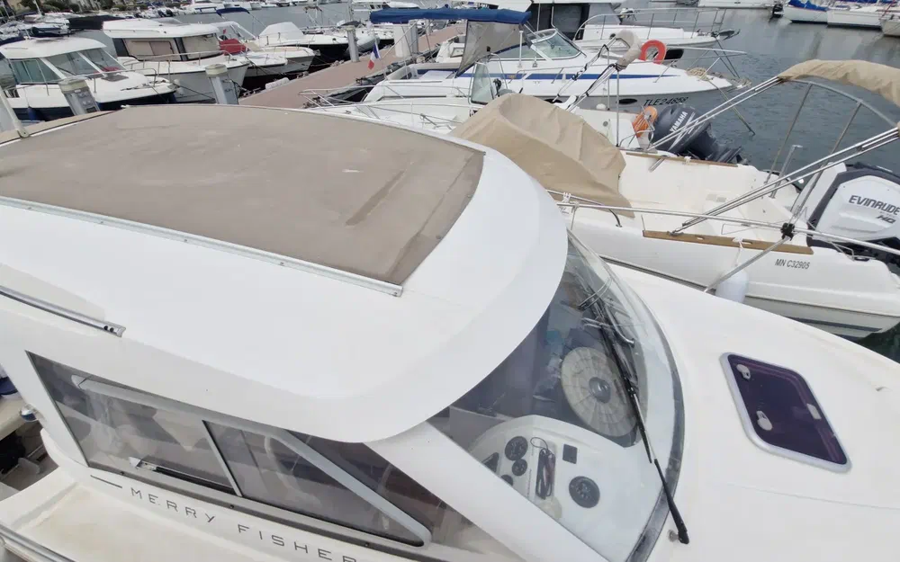 slider 17 Jeanneau Merry Fisher 645