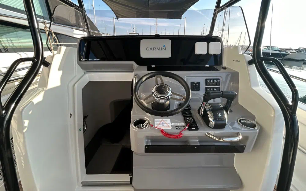 slider 5 Jeanneau Cap Camarat 9.0 CC