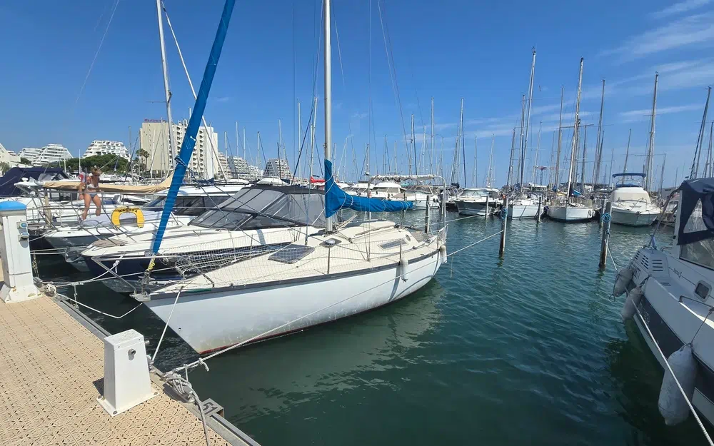slider 1 Beneteau First 25