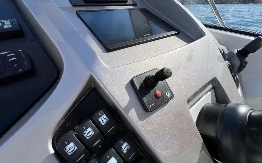 slider 26 Sessa Marine C38