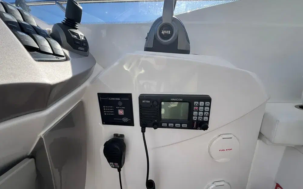 slider 28 Sessa Marine C38