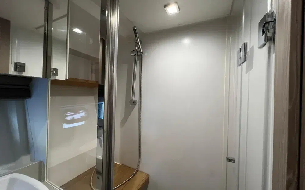 slider 38 Sessa Marine C38