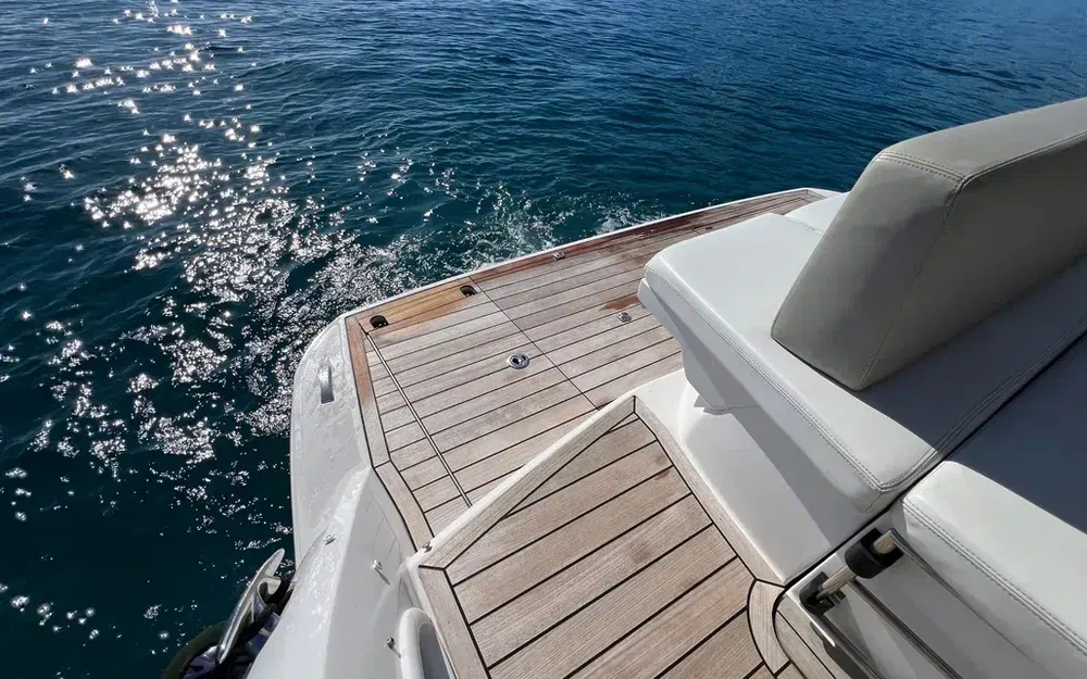 slider 6 Sessa Marine C38