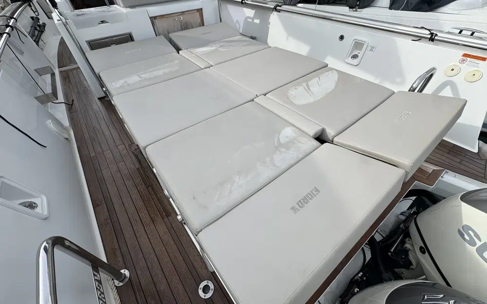slider 5 Fjord 36 Xpress