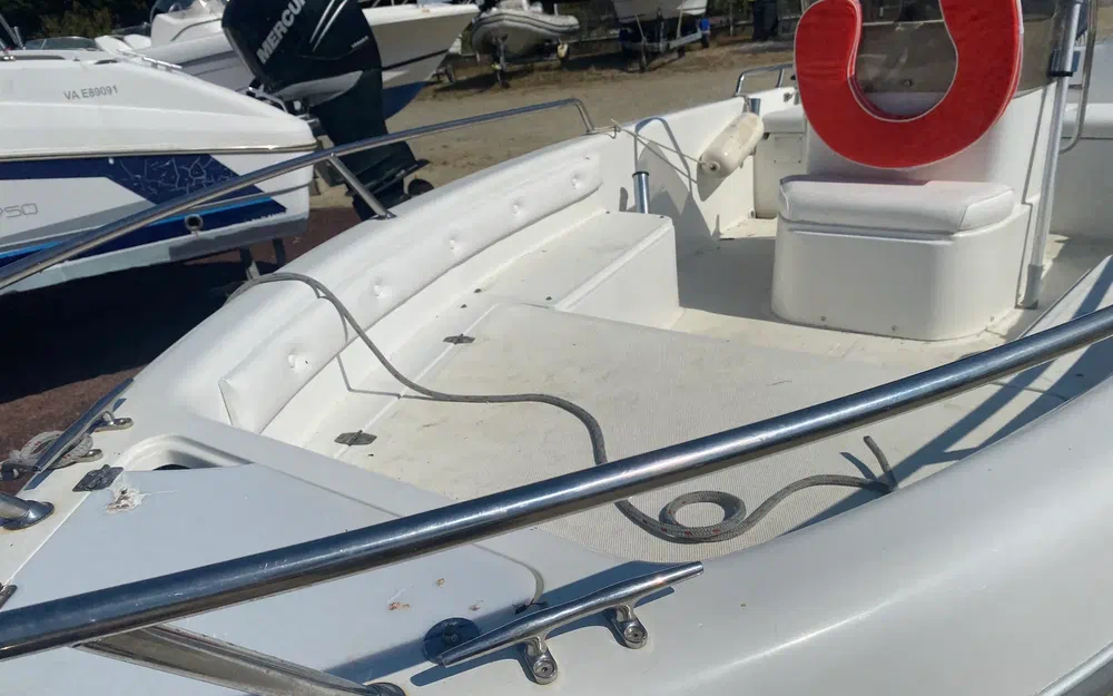 slider 1 Sessa Marine Key Largo 16