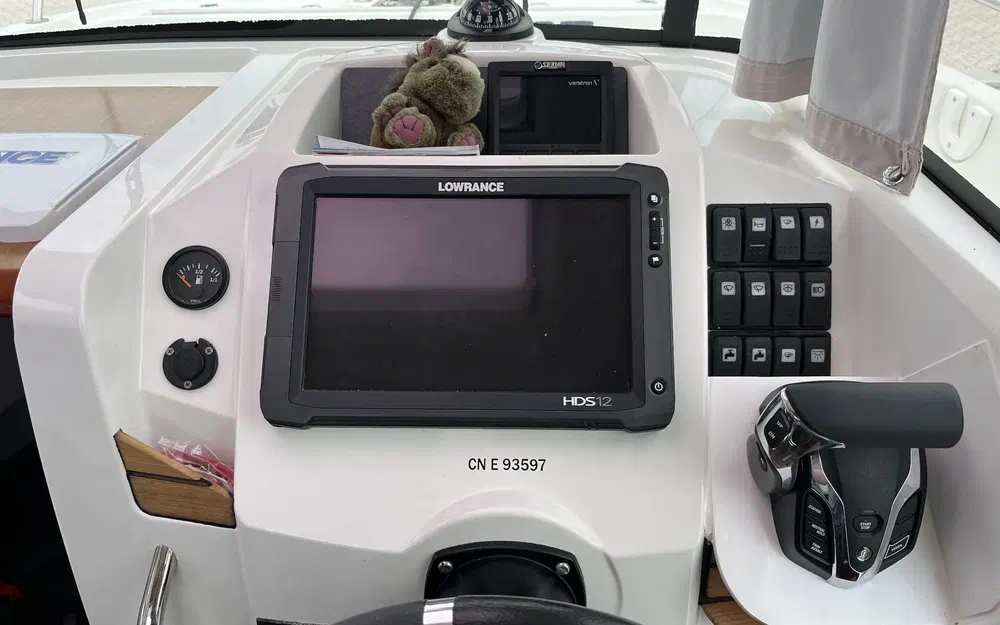 slider 12 Beneteau Barracuda 7
