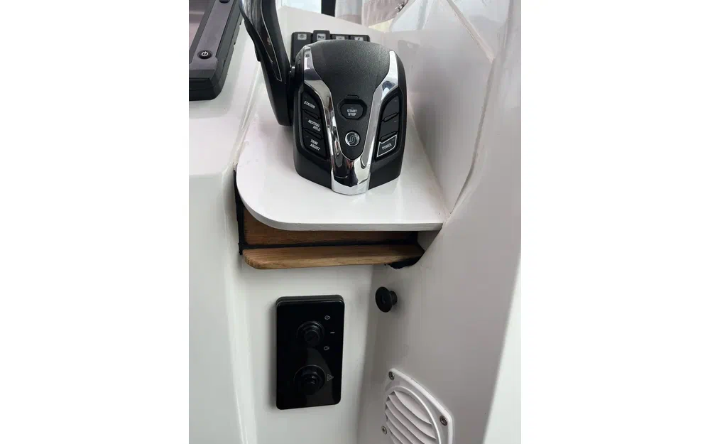 slider 13 Beneteau Barracuda 7