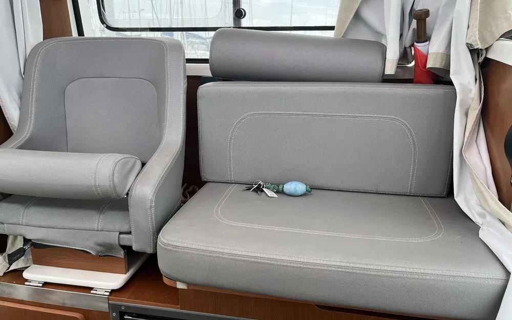 slider 18 Beneteau Barracuda 7