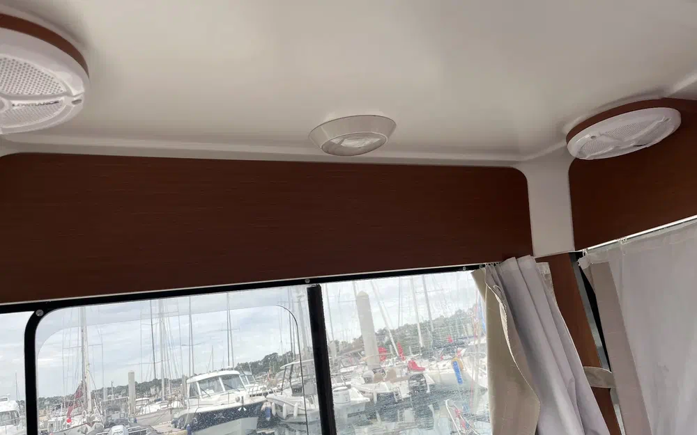 slider 22 Beneteau Barracuda 7