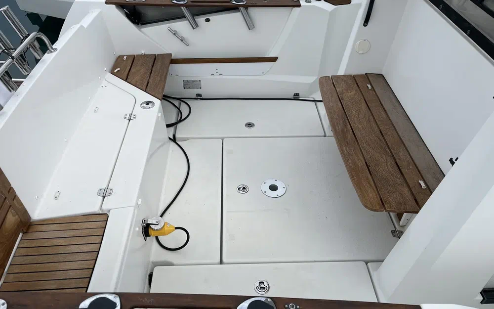 slider 3 Beneteau Barracuda 7