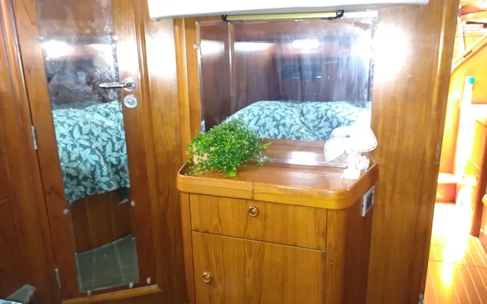 slider 71 Jeanneau Sun Odyssey 47 Cc