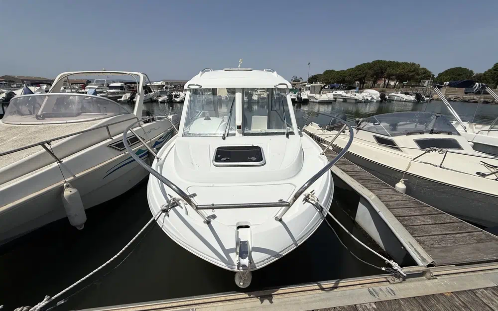 slider 0 Beneteau Antares 580