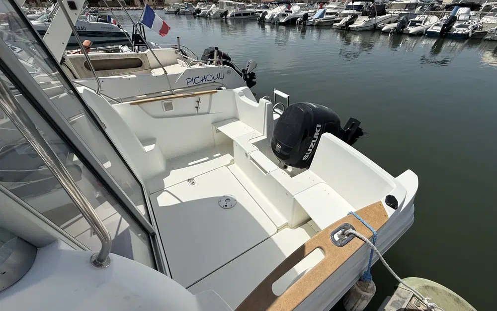 slider 2 Beneteau Antares 580