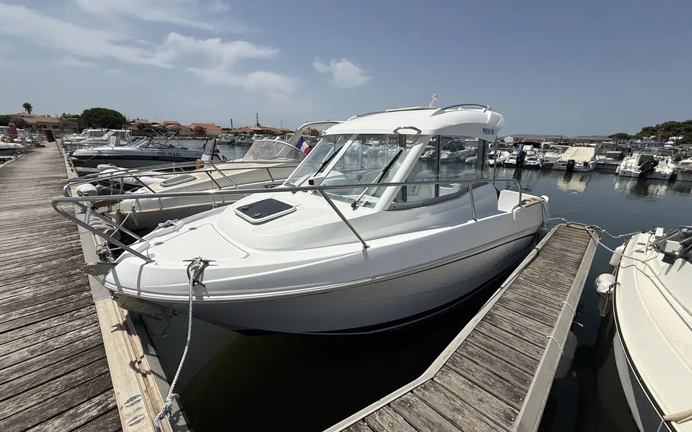 slider 7 Beneteau Antares 580