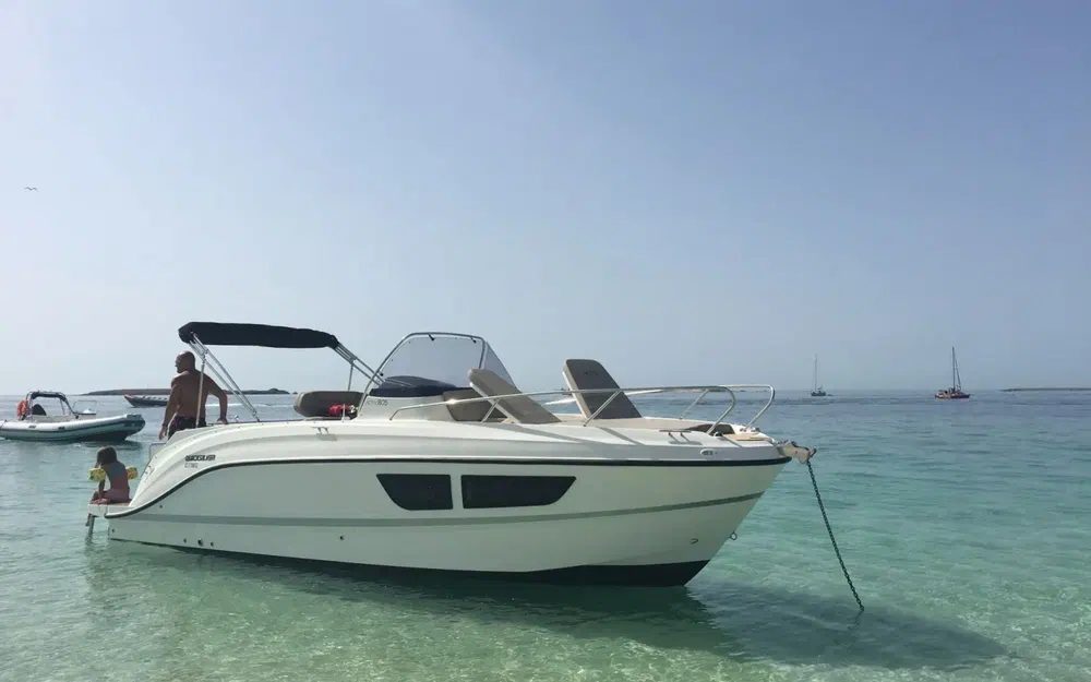 QuicksilverActiv 805 Sundeck