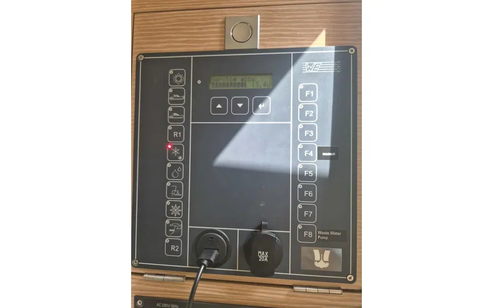 slider 44 Fjord 40
