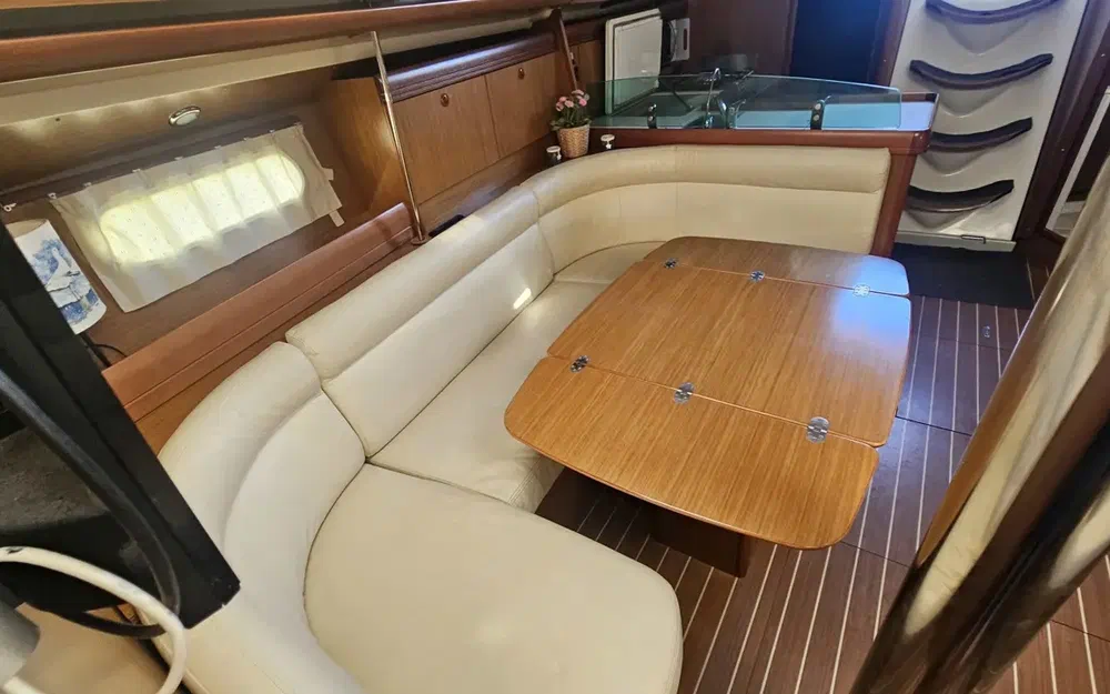 slider 10 Jeanneau Sun Odyssey 42 DS