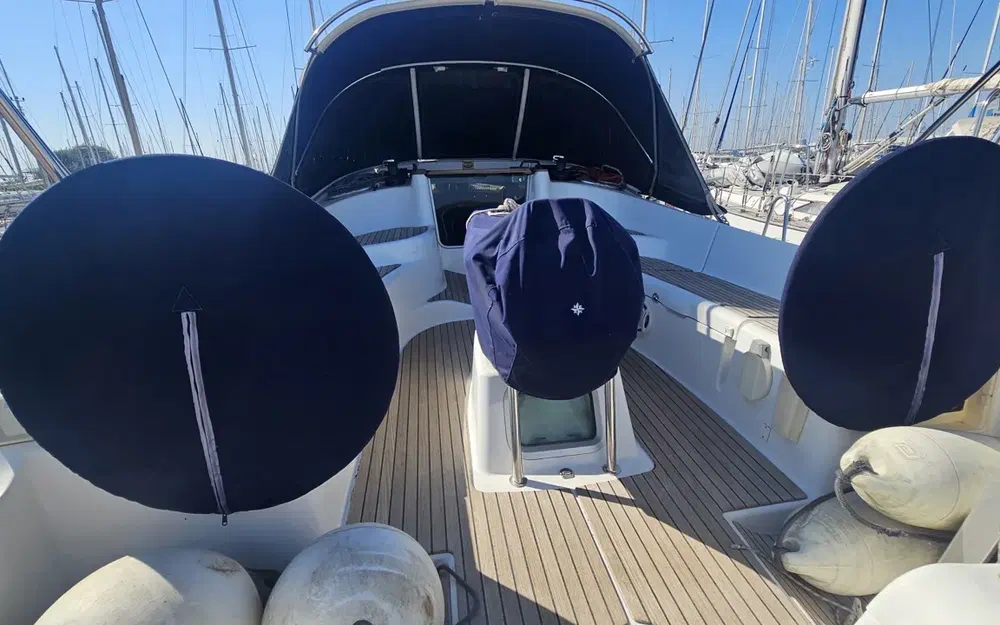 slider 1 Jeanneau Sun Odyssey 42 DS