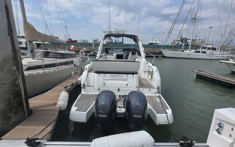 slider 15 Jeanneau Leader 30