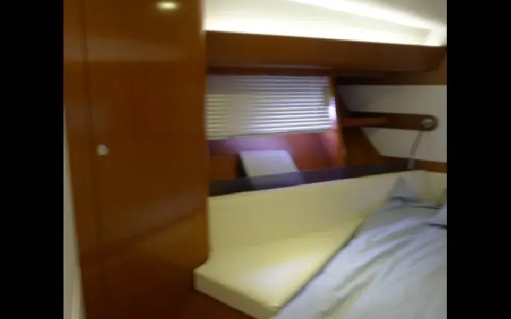 slider 20 Beneteau Monte Carlo 42
