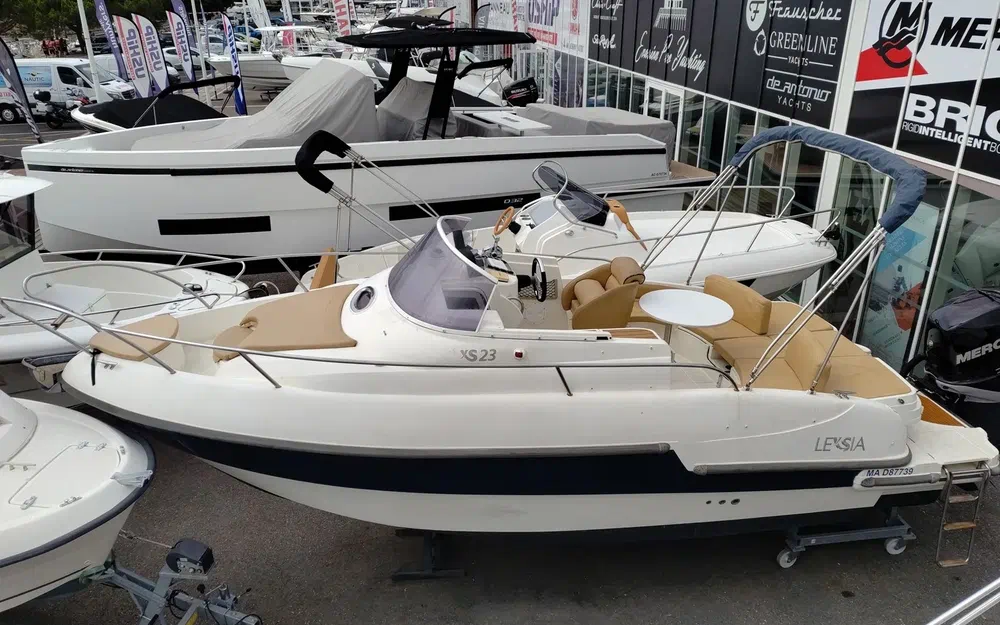 slider 0 Lexsia XS23