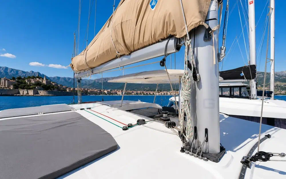 slider 12 Lagoon 42