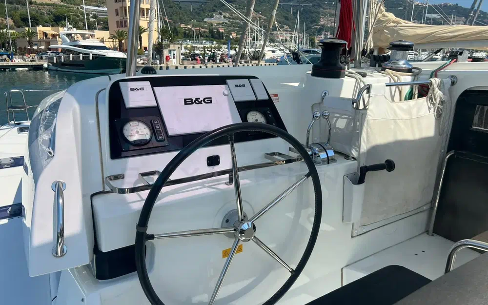 slider 5 Lagoon 42