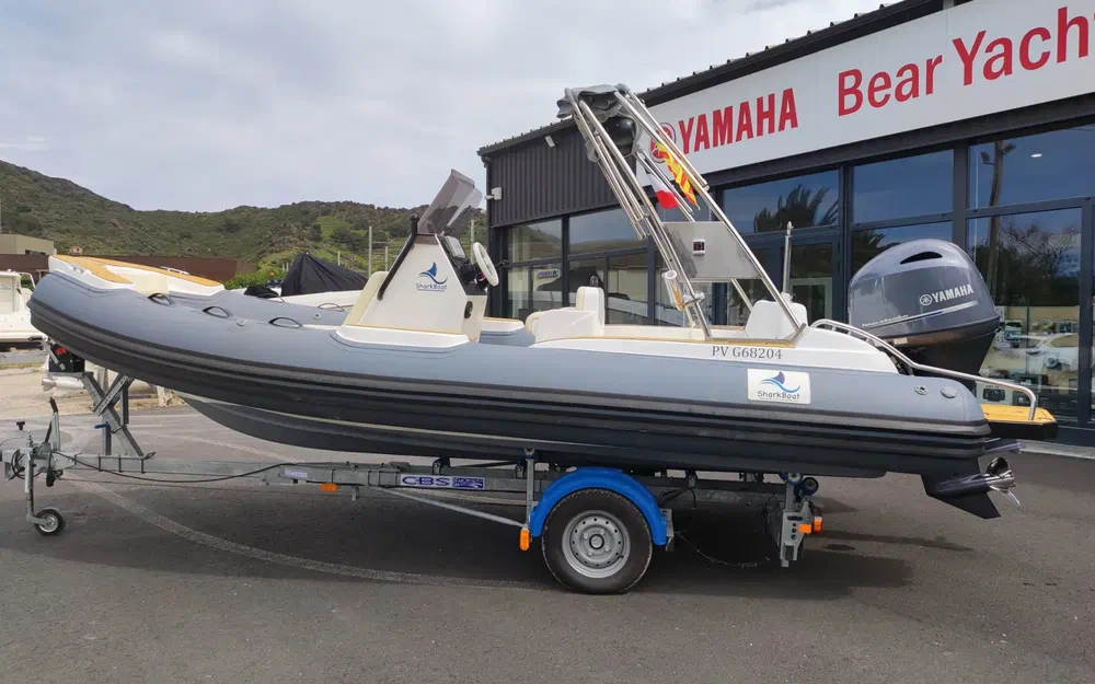 slider 0 Sharkboat Loup 59 SL
