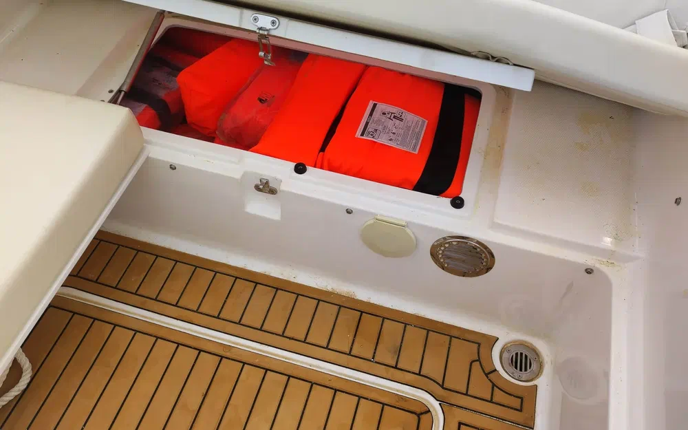 slider 19 Sharkboat Loup 59 SL