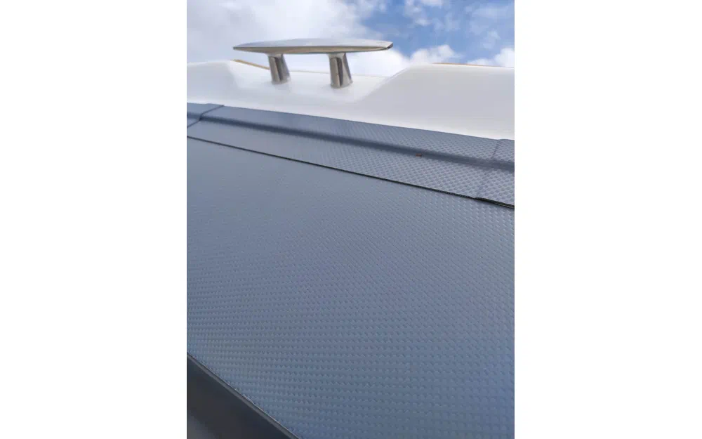 slider 29 Sharkboat Loup 59 SL