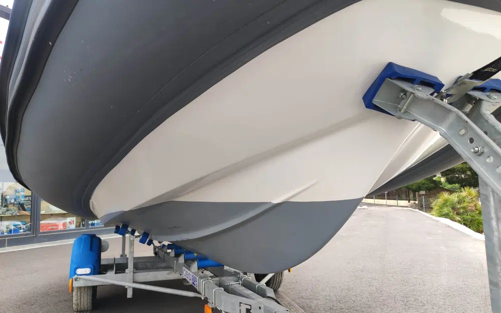 slider 32 Sharkboat Loup 59 SL