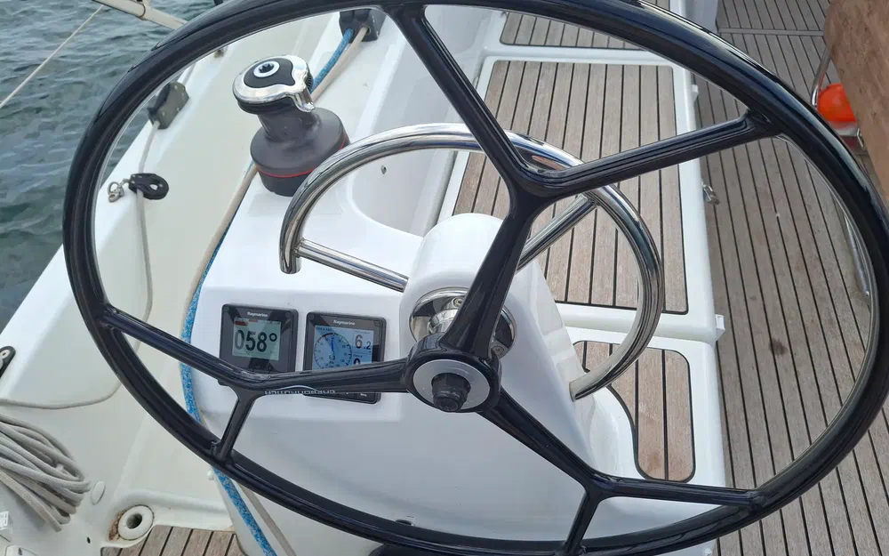 slider 16 Jeanneau Sun Odyssey 380