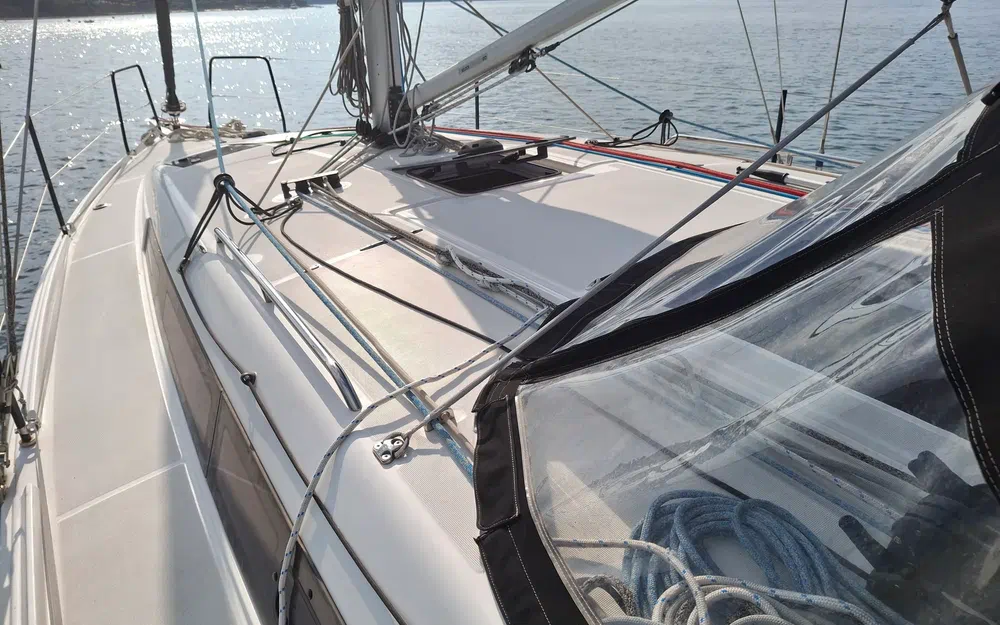 slider 17 Jeanneau Sun Odyssey 380