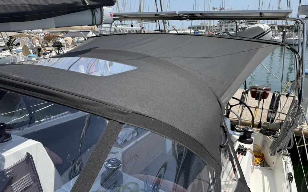slider 17 Jeanneau Sun Odyssey 410