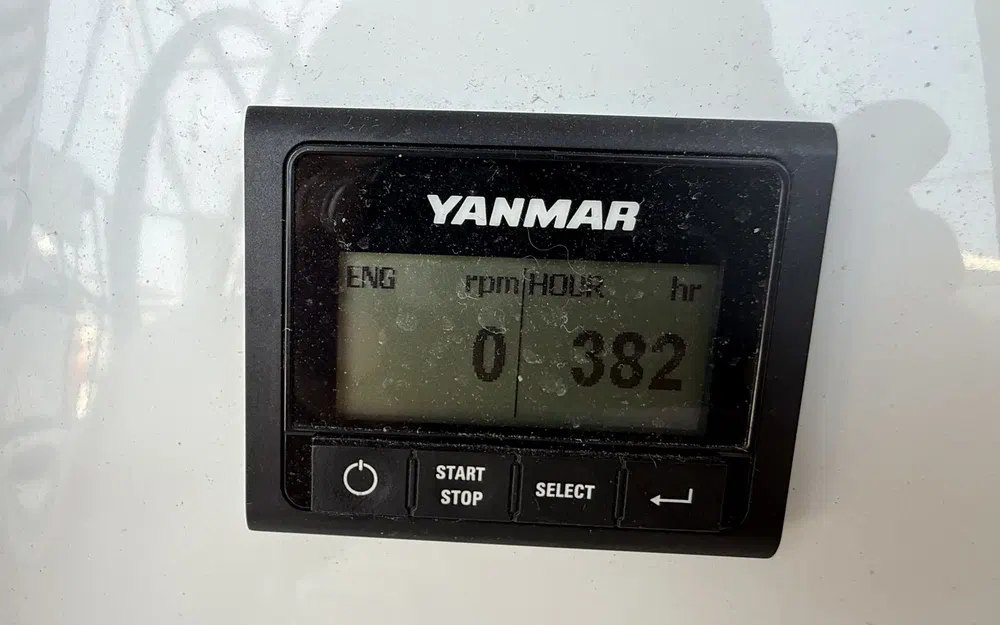 slider 28 Jeanneau Sun Odyssey 410